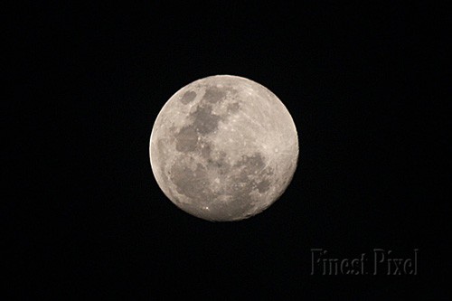 moon.jpg